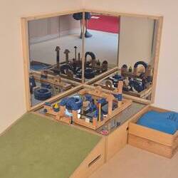 Kleine Kunstwerke im Pfarrkindergarten der Gemeinde St. Johann in der Haide