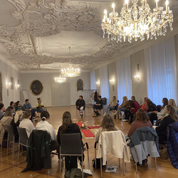 Die Teilnehmer*innen der Summerschool für Diensteinsteiger*innen Herbsttermin