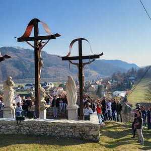 Jugendkreuzweg – Fallen und Aufstehen