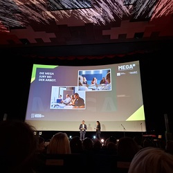 Die MEGA Jury bei der Arbeit