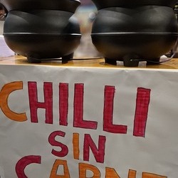 Nach dem Lauf gab es für die Teilnehmer*innen Chili sin Carne