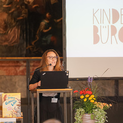 Podiumsworte durch Alexandra Strohmeier-Wieser