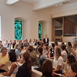 Einstieg in der Kapelle des Priesterseminars