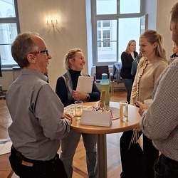 Informationen von Bernhard Schreiner erhalten