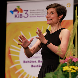 Podiumsworte bei der Sommer Bildung Elementar